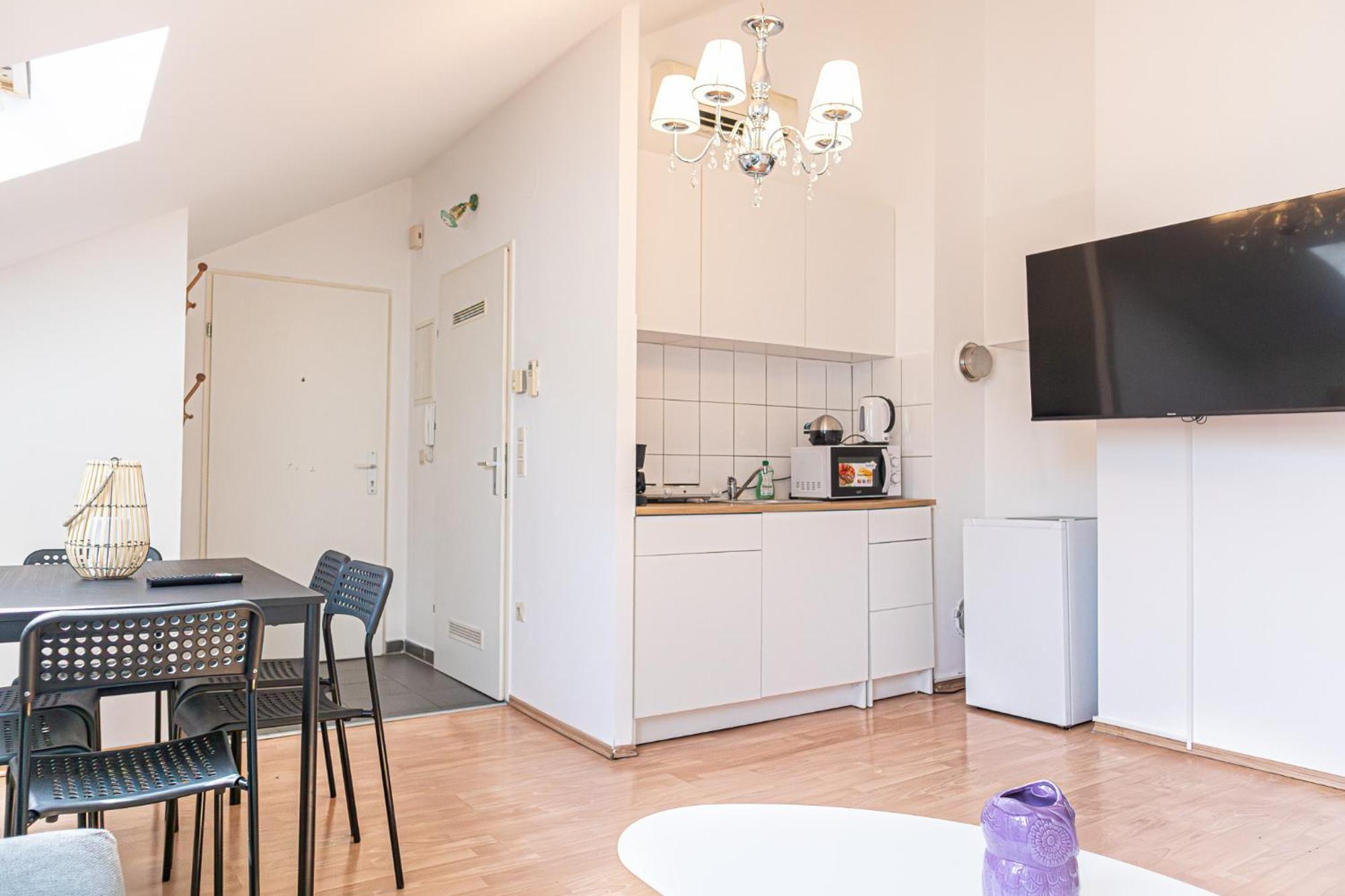 Spacious 2Br Apt Great Location - Near Schoenbrunn Wien Eksteriør bilde