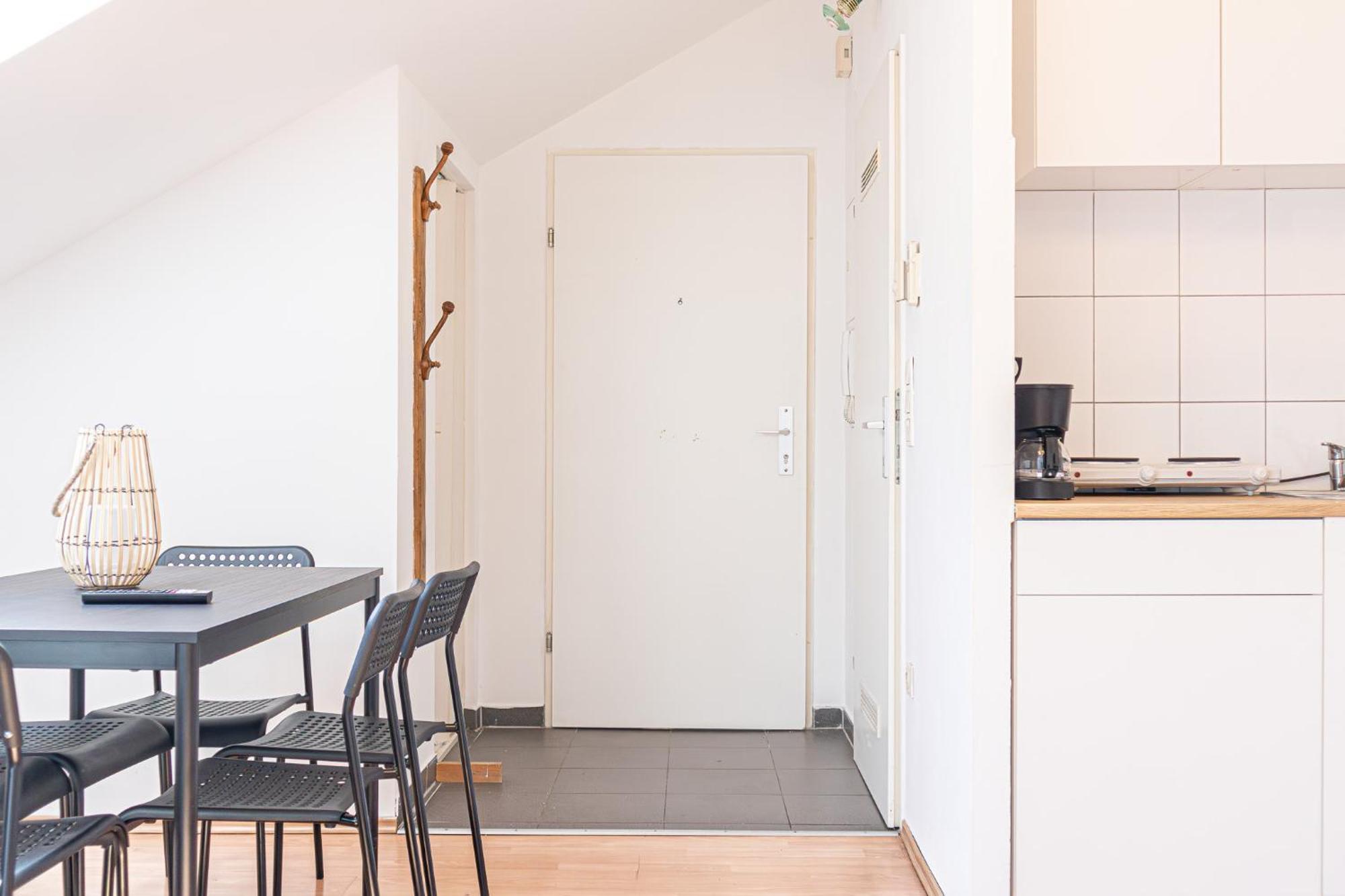 Spacious 2Br Apt Great Location - Near Schoenbrunn Wien Eksteriør bilde